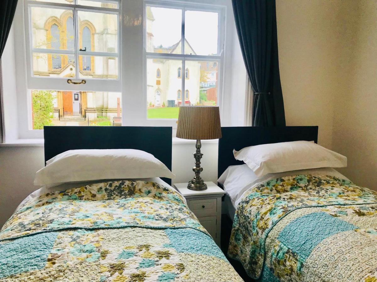 The Nags Head Hotel Lyme Regis Ngoại thất bức ảnh